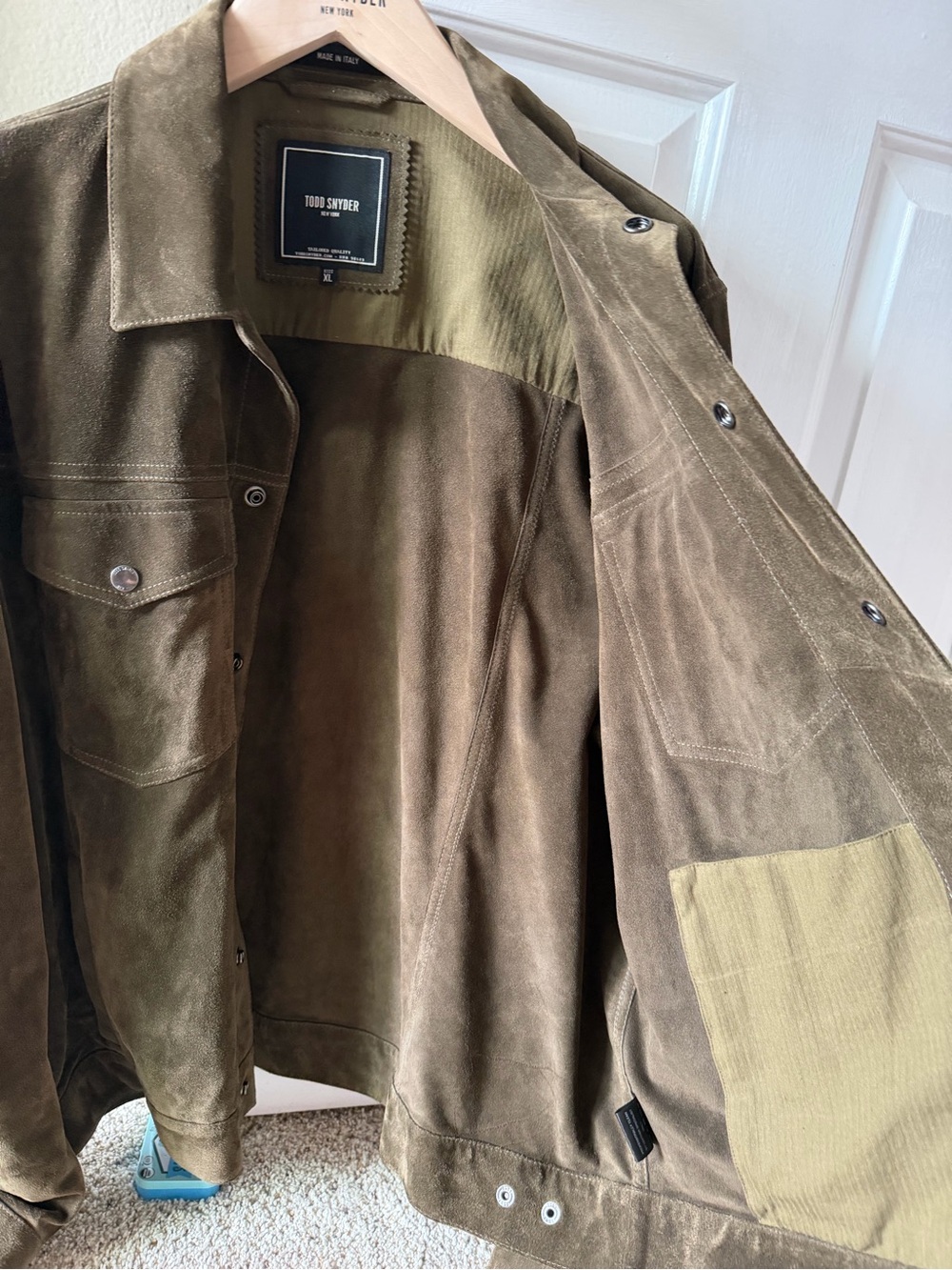 Todd Snyder Green
Suede Dylan Jacket - Picture 4 of 5